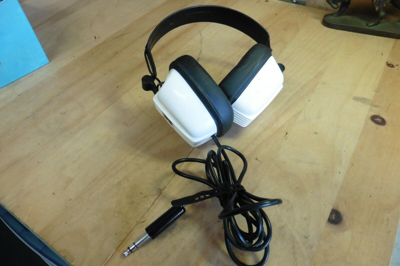 Vintage Best Sh-50gt Studio Headphones W 1/4" Stereo Plug 8 Ohm Japan Adjustable